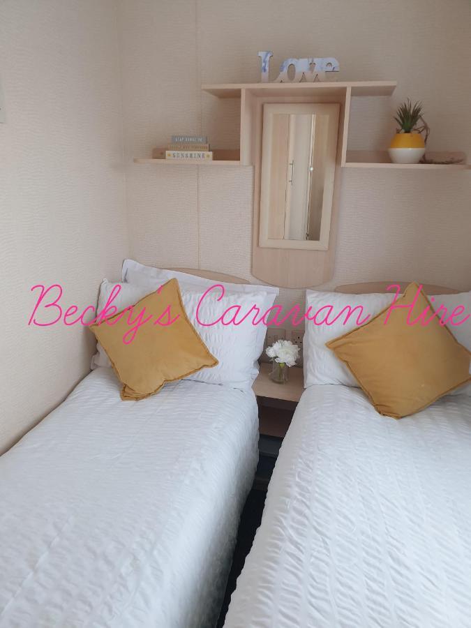 Becky'S Caravan At Marton Mere 블랙풀 외부 사진