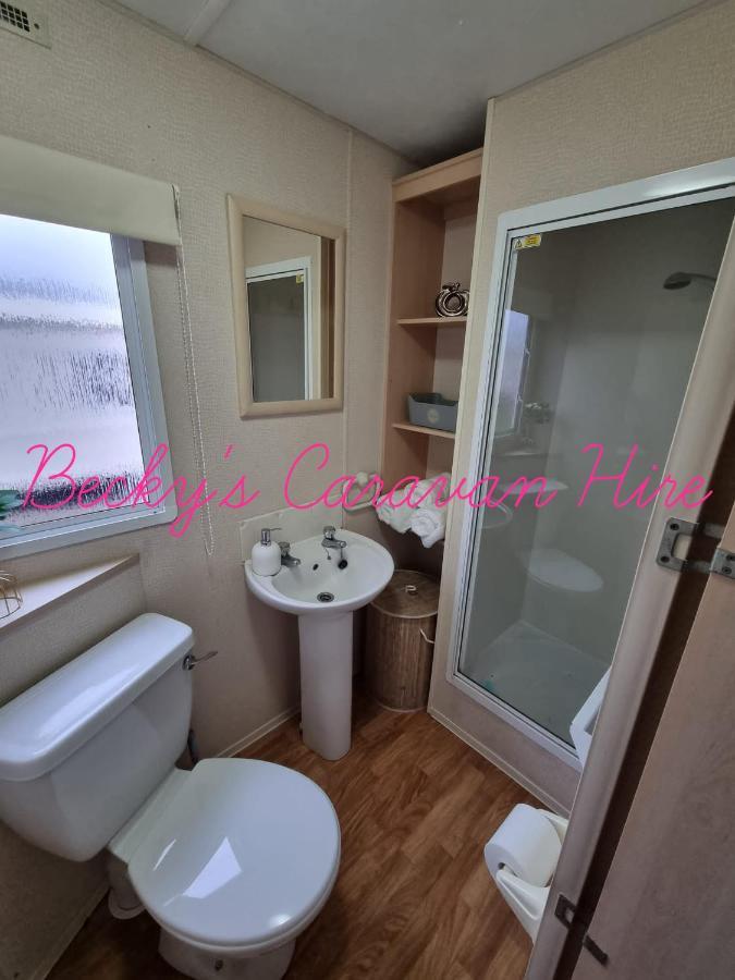 Becky'S Caravan At Marton Mere 블랙풀 외부 사진
